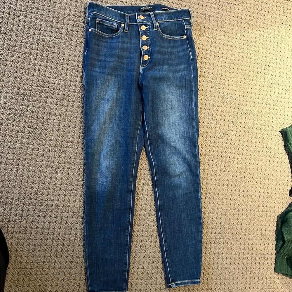 Banana Republic high rise skinny jeans (with stretch!) button fly.